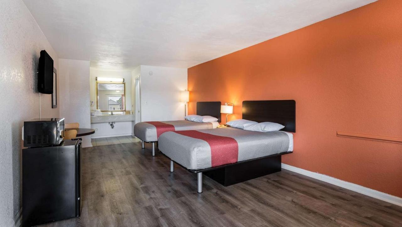 6-portsmouth, Va Hotel 2*