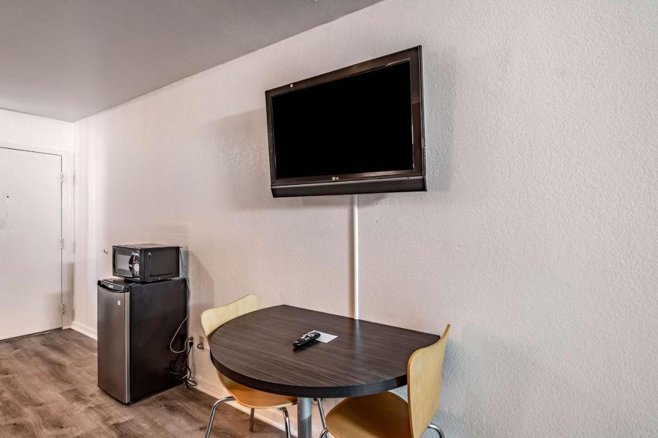 6-portsmouth, Va Hotel 2*